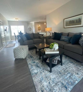 Main Floor 2 Bedroom Condo in Bettendorf
